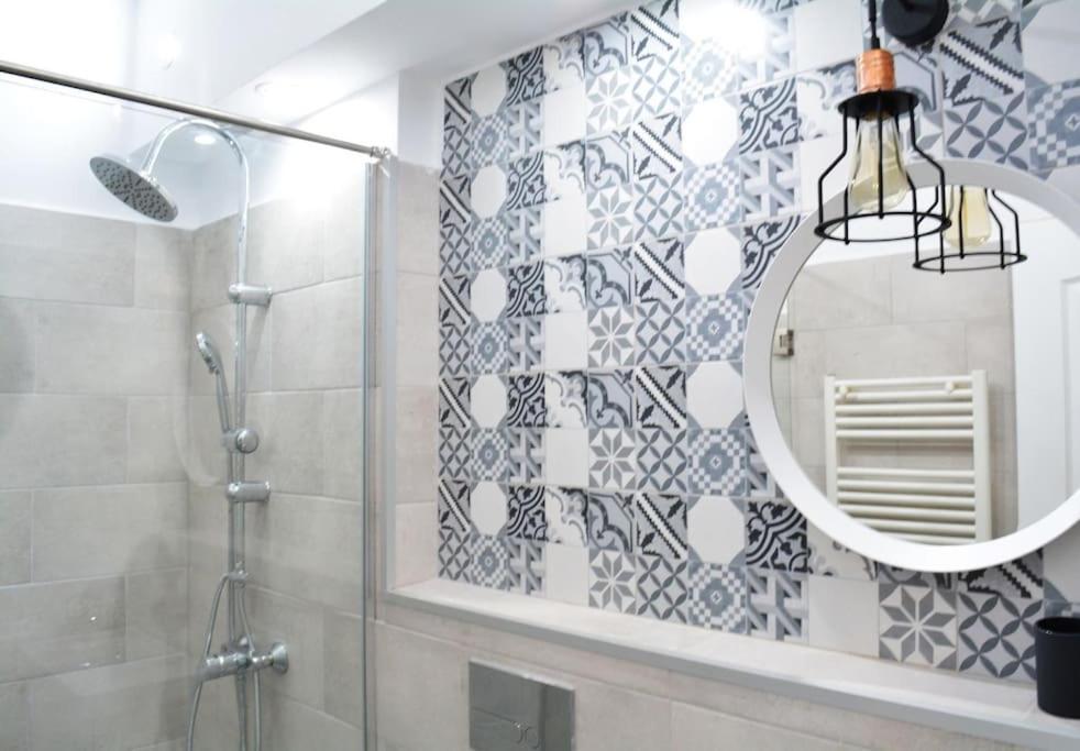 2 Bdr / Cozy Ap Near Old Town Apartman Bukarest Kültér fotó